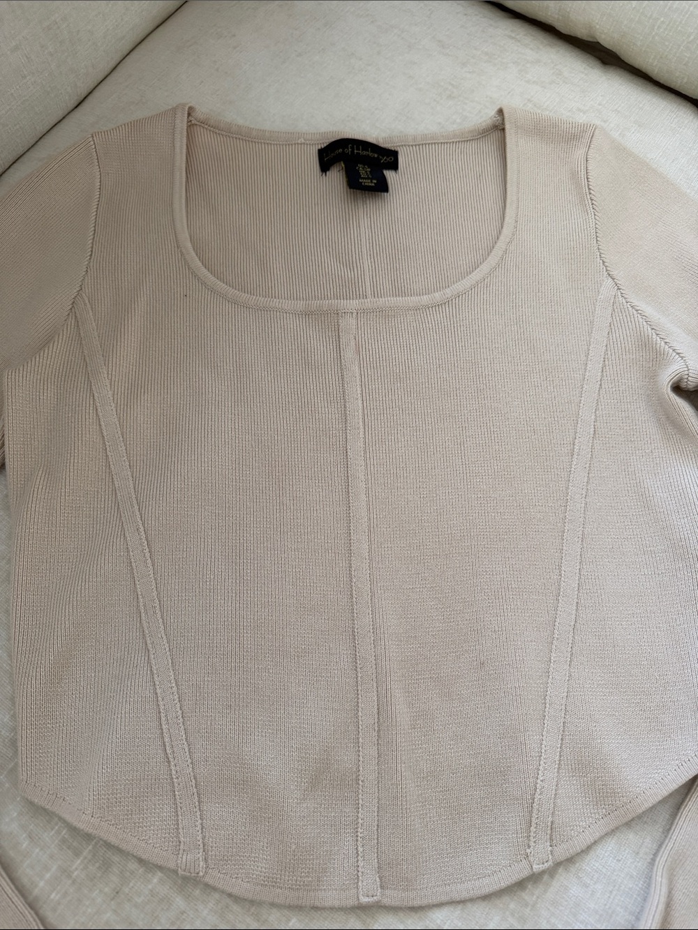 House of Harlow 1960 Beige Long Sleeve Scoop Neck Top - Picture 2 of 5